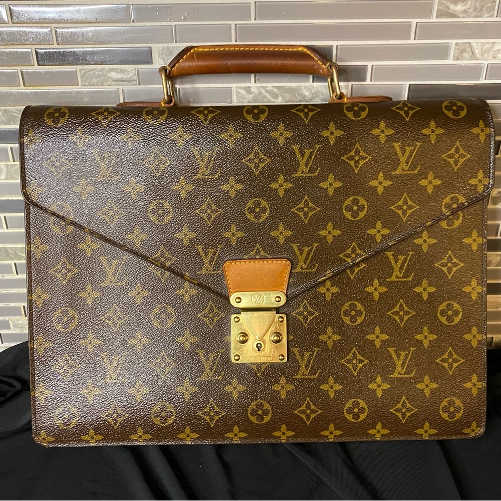 Louis Vuitton Briefcase/Document Case Unisex